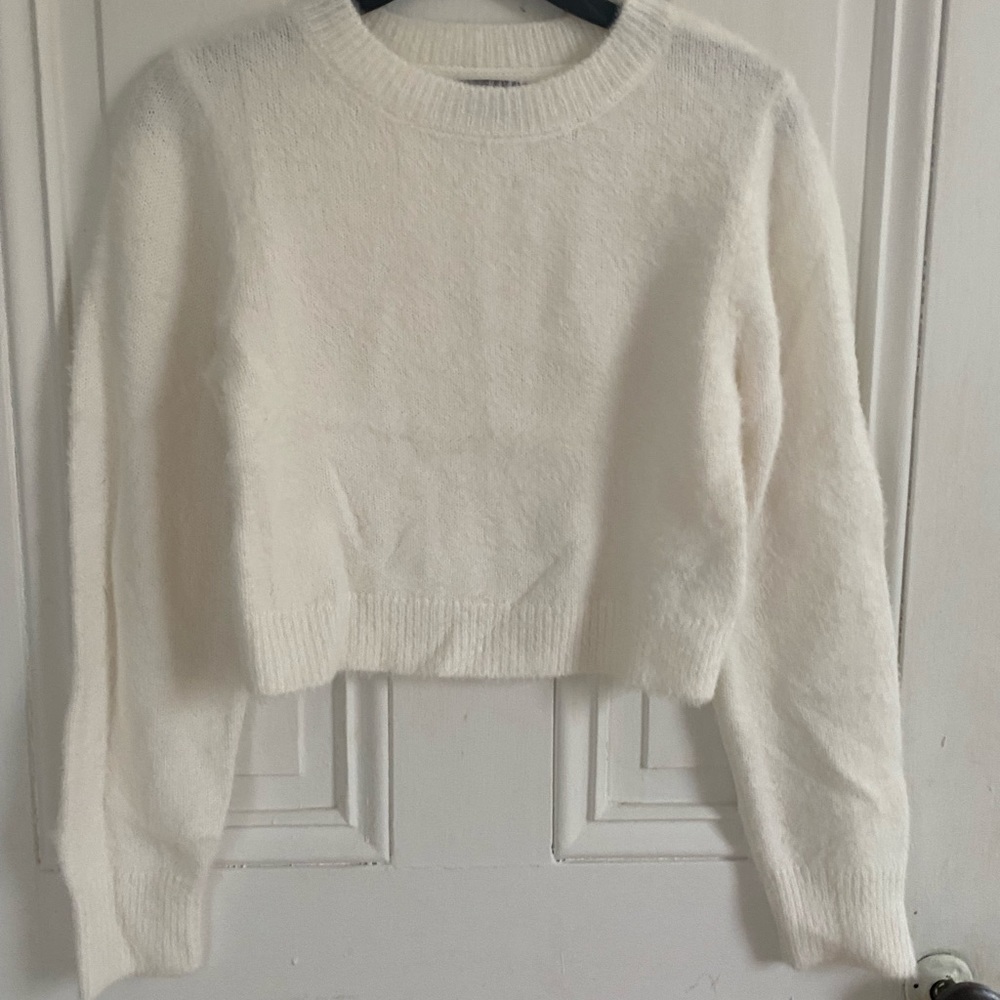 Fuzzy white crew neck cropped sweater from Urban Outfitters. Size large